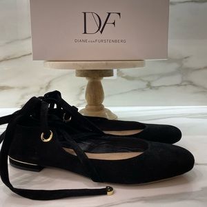 DVF lace up flats size 40